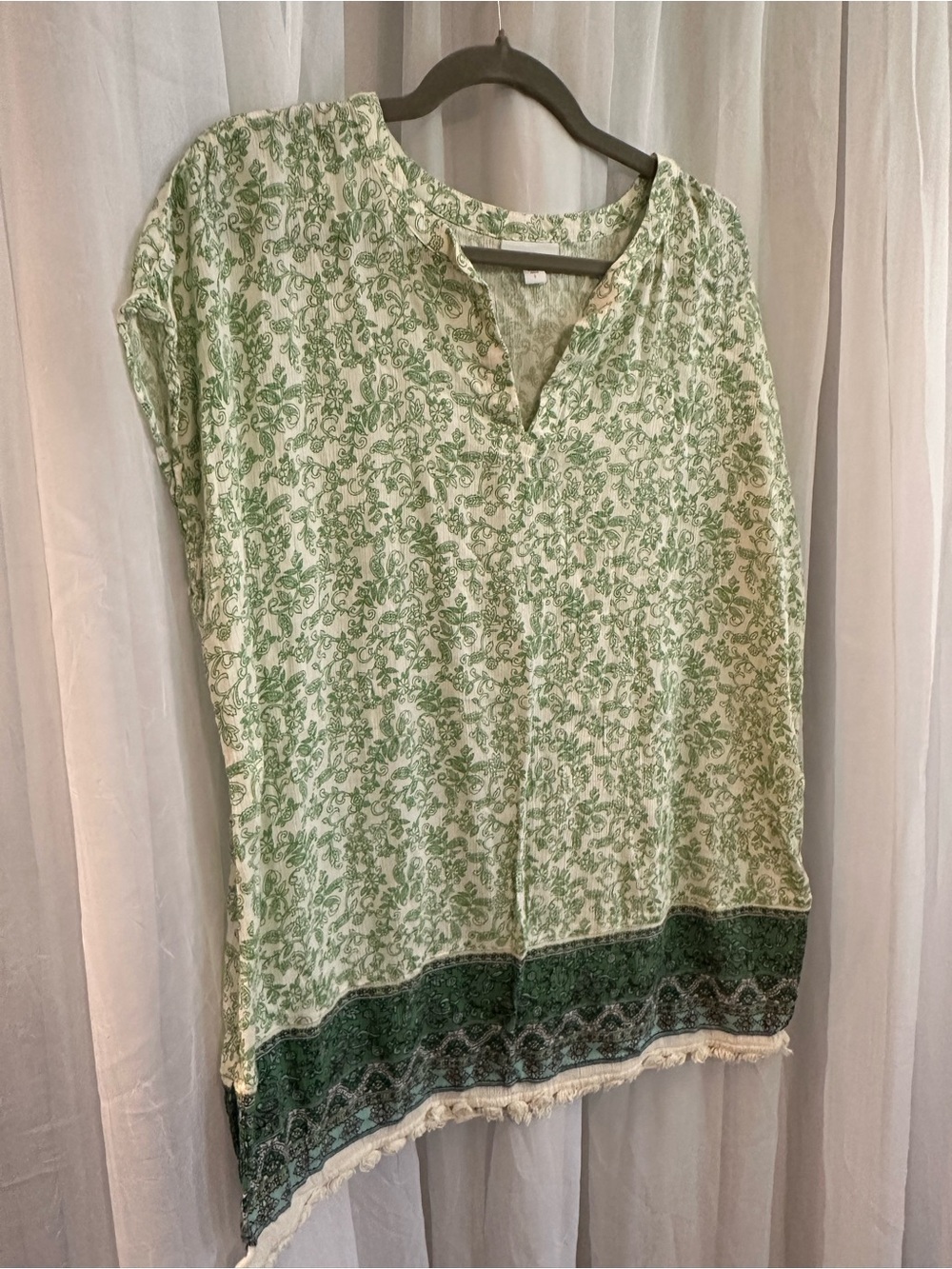 J. Jill Light Green Floral Split-Neck Women’s Top